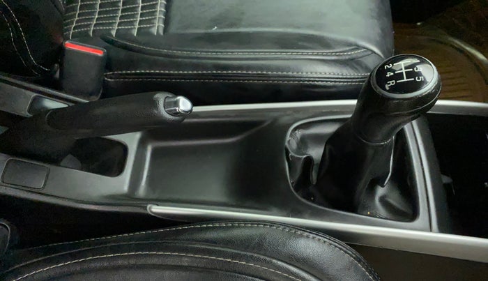 2016 Maruti Baleno ALPHA PETROL 1.2, Petrol, Manual, 73,682 km, Gear Lever