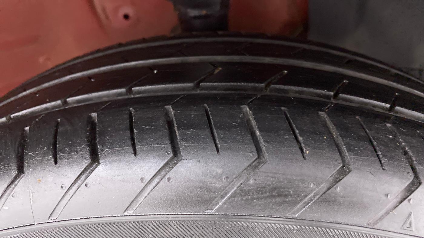 2022 Maruti Celerio ZXI+, Petrol, Manual, 3,881 km, Right Front Tyre Tread