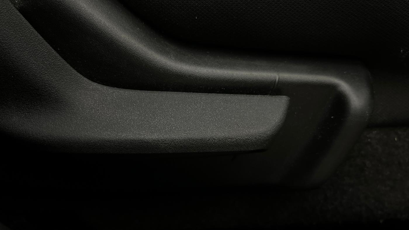 2023 Maruti Baleno SIGMA PETROL 1.2, Petrol, Manual, 46,822 km, Driver Side Adjustment Panel