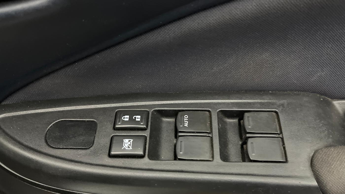 2023 Maruti Baleno SIGMA PETROL 1.2, Petrol, Manual, 46,822 km, Driver Side Door Panels Control