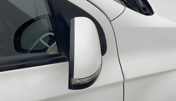 2010 Hyundai i20 SPORTZ (O) 1.2, Petrol, Manual, 66,314 km, Right rear-view mirror - Folding motor not working