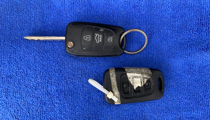 2010 Hyundai i20 SPORTZ (O) 1.2, Petrol, Manual, 66,314 km, Lock system - Remote key minor damage