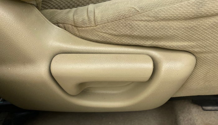 2013 Honda Brio V MT, Petrol, Manual, 91,914 km, Driver Side Adjustment Panel