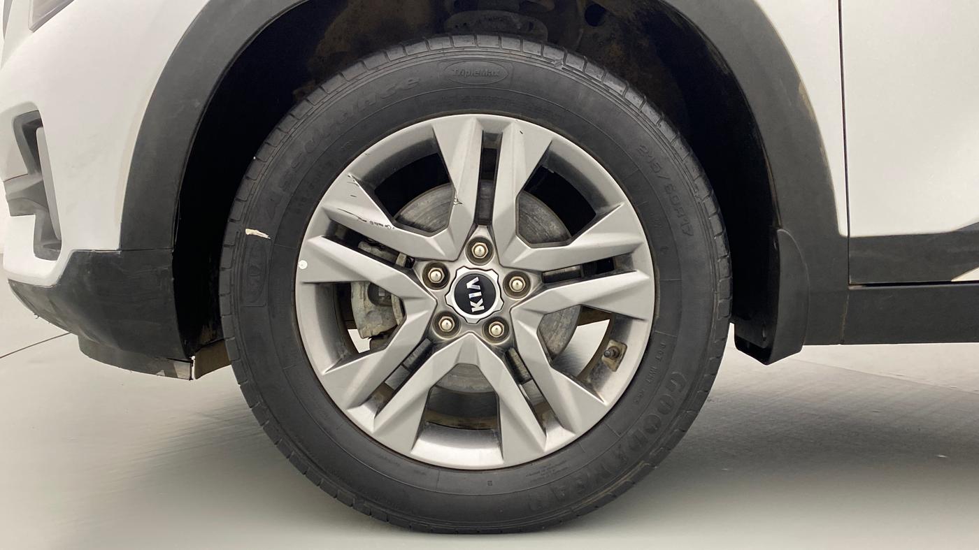2019 KIA SELTOS HTX+ AT 1.5 DIESEL, Diesel, Automatic, 23,995 km, Left Front Wheel