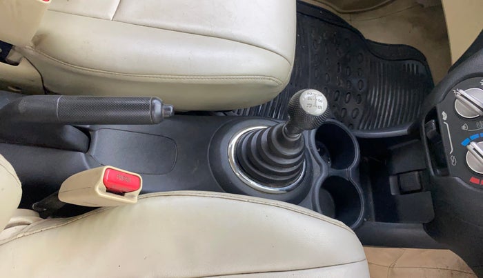2014 Honda Brio S MT, Petrol, Manual, 97,938 km, Gear Lever
