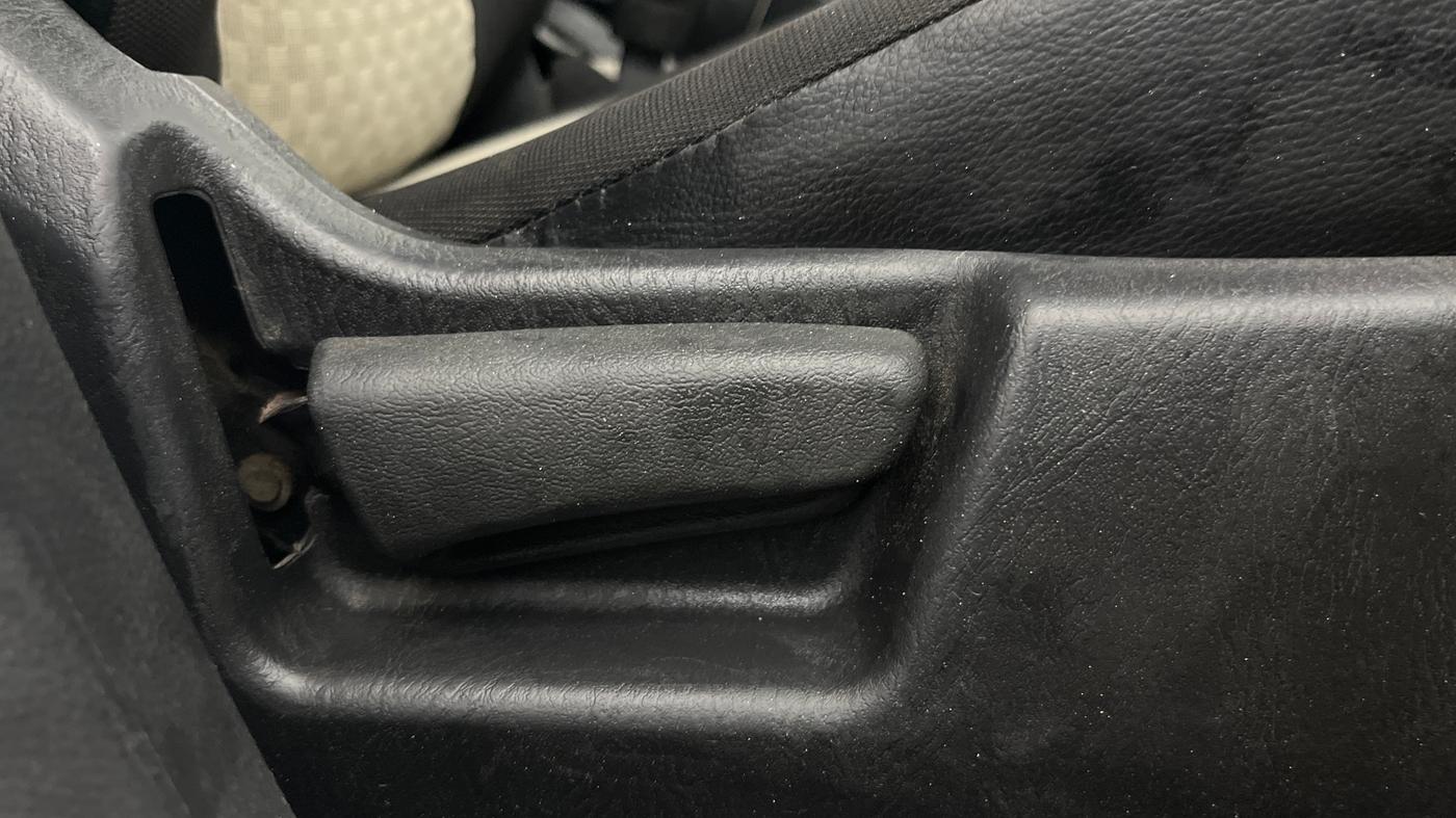 2022 Maruti Alto LXI OPT CNG, CNG, Manual, 57,945 km, Driver Side Adjustment Panel