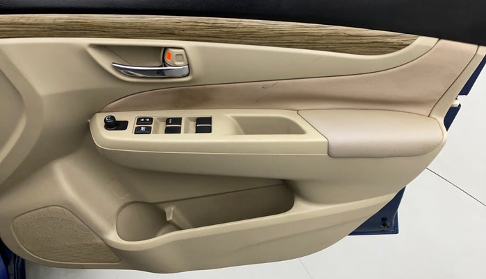 2018 Maruti Ciaz 1.5 SIGMA SHVS, Petrol, Manual, 14,801 km, Driver Side Door Panels Control