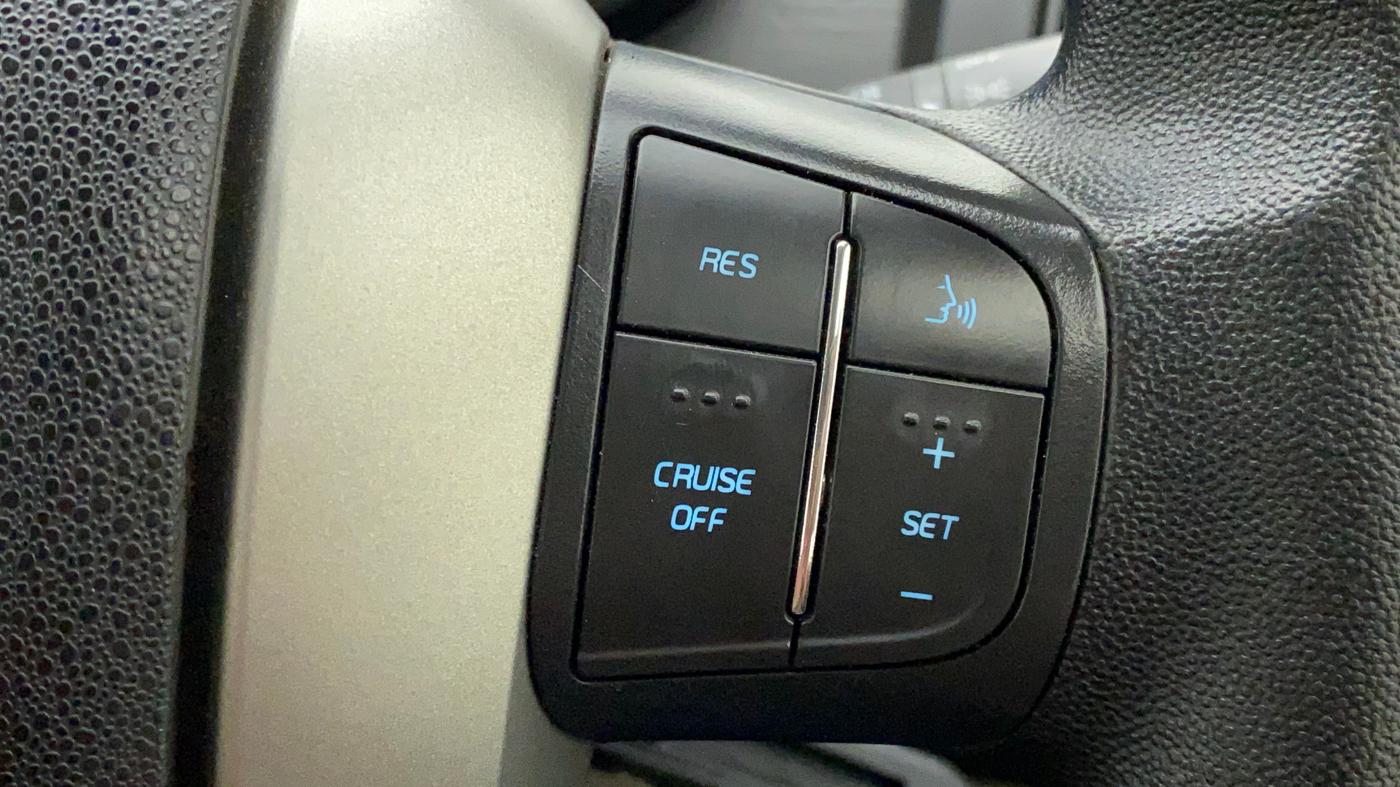 2015 Mahindra XUV500 W6, Diesel, Manual, 59,139 km, Adaptive Cruise Control