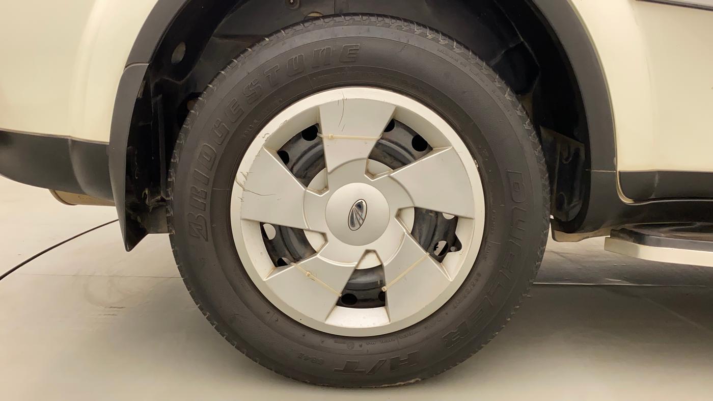 2015 Mahindra XUV500 W6, Diesel, Manual, 59,139 km, Right Rear Wheel