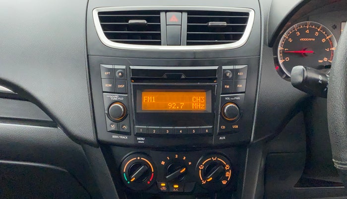 2016 Maruti Swift VXI, Petrol, Manual, 65,077 km, Air Conditioner