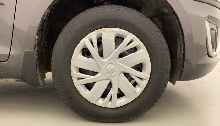 2016 Maruti Swift VXI, Petrol, Manual, 65,077 km, Right Front Wheel