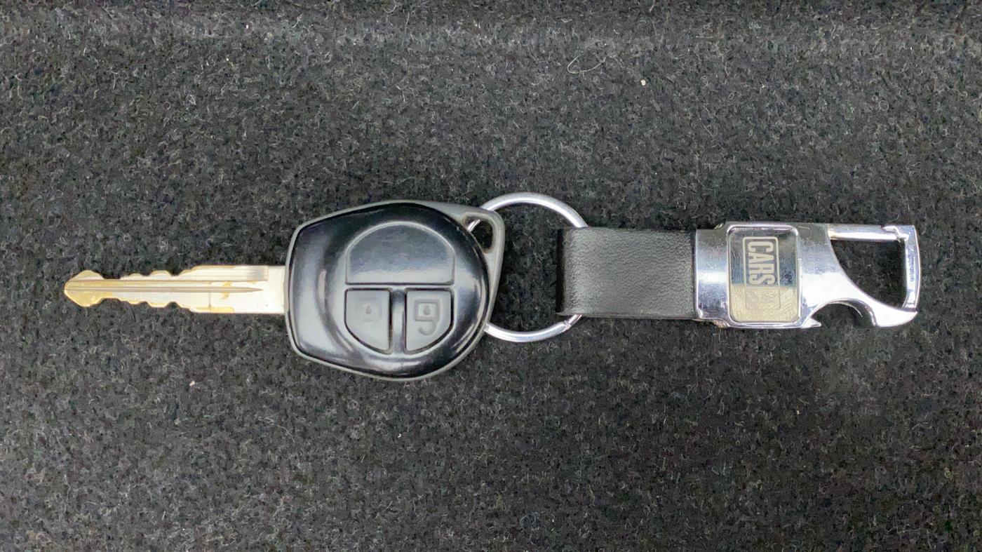 2016 Maruti Swift VXI, Petrol, Manual, 65,077 km, Key Close Up