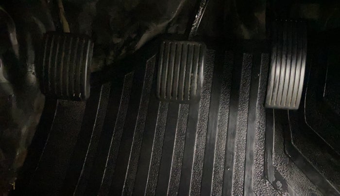 2016 Hyundai Xcent S 1.2, Petrol, Manual, 73,596 km, Pedals