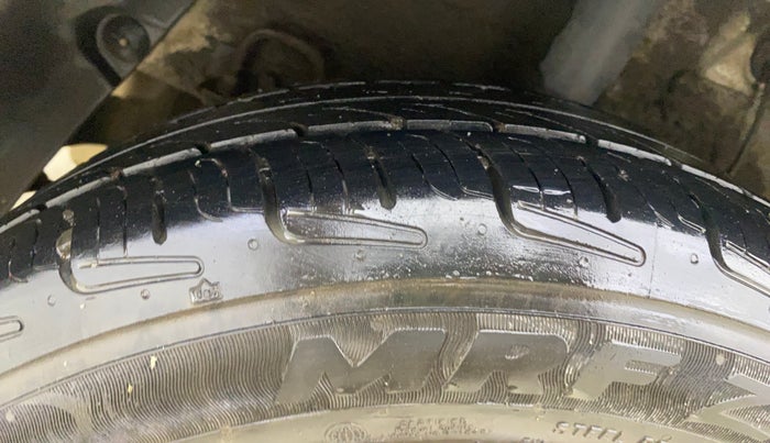 2016 Hyundai Xcent S 1.2, Petrol, Manual, 73,596 km, Right Rear Tyre Tread