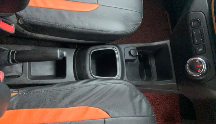 2018 Renault Kwid CLIMBER 1.0 AMT, Petrol, Automatic, 57,071 km, Gear Lever