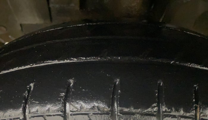 2018 Renault Kwid CLIMBER 1.0 AMT, Petrol, Automatic, 57,071 km, Left Front Tyre Tread