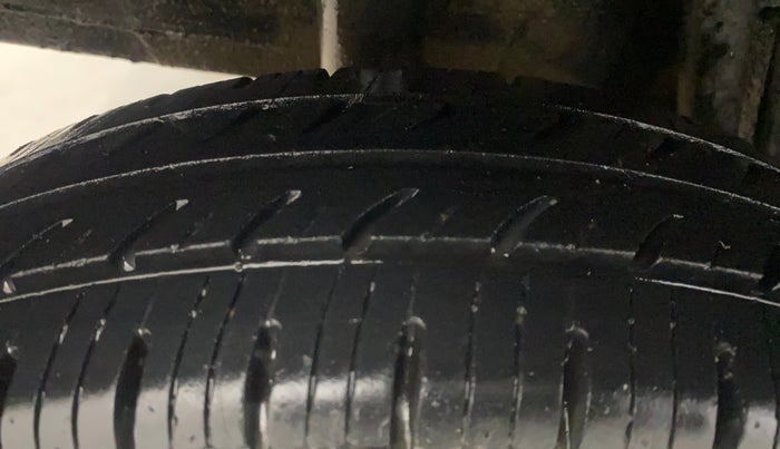 2018 Renault Kwid CLIMBER 1.0 AMT, Petrol, Automatic, 57,071 km, Right Rear Tyre Tread