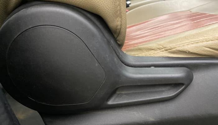 2021 Tata Tiago XT PETROL, Petrol, Manual, 46,225 km, Driver Side Adjustment Panel