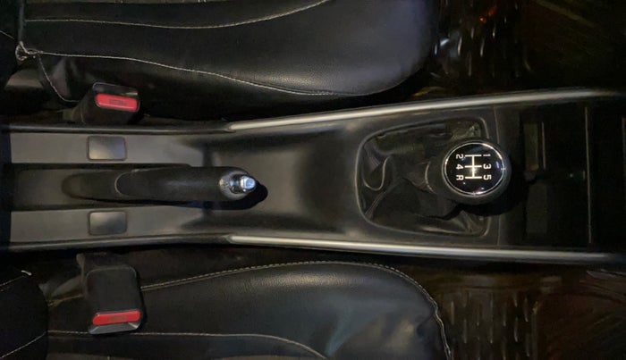 2017 Maruti Baleno ALPHA PETROL 1.2, Petrol, Manual, 87,800 km, Gear Lever