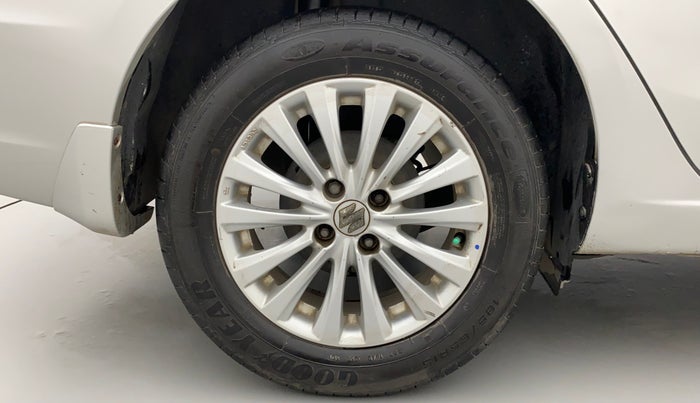 2015 Maruti Ciaz ZXI AT, Petrol, Automatic, 80,214 km, Right Rear Wheel