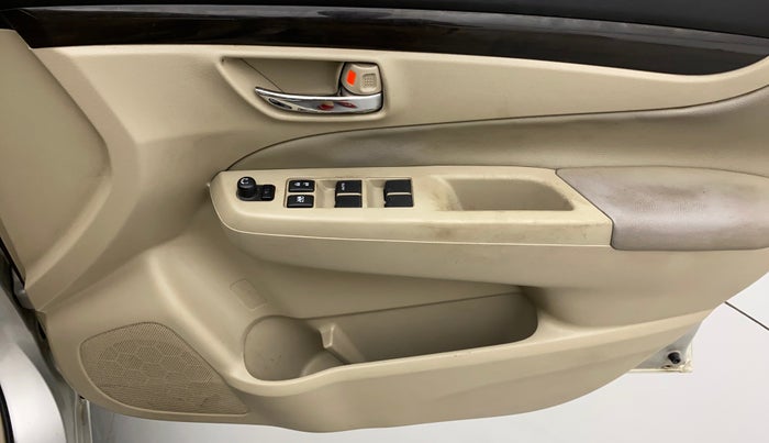 2015 Maruti Ciaz ZXI AT, Petrol, Automatic, 80,214 km, Driver Side Door Panels Control