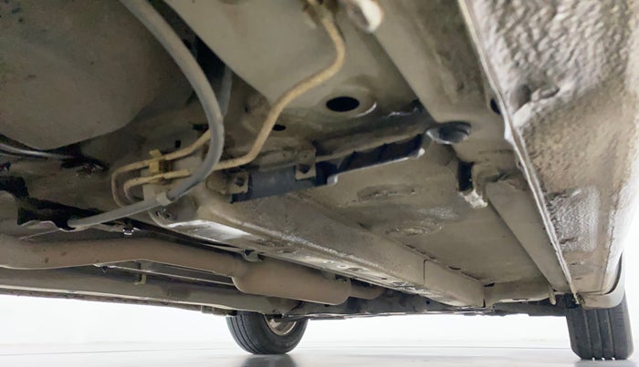 2015 Maruti Ciaz ZXI AT, Petrol, Automatic, 80,214 km, Right Side Underbody