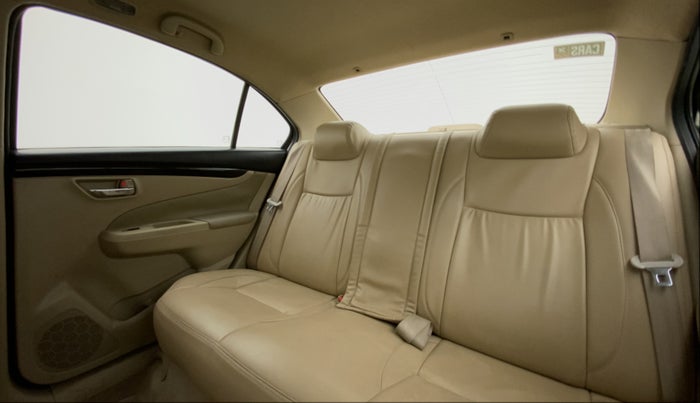 2015 Maruti Ciaz ZXI AT, Petrol, Automatic, 80,214 km, Right Side Rear Door Cabin
