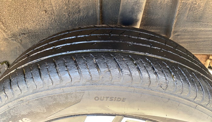 2021 Renault Kiger RXZ MT, Petrol, Manual, 42,552 km, Left Rear Tyre Tread