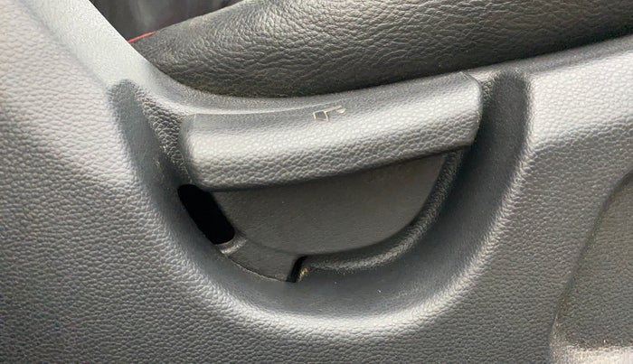 2018 Hyundai Elite i20 ERA 1.2, Petrol, Manual, 84,039 km, Driver Side Adjustment Panel