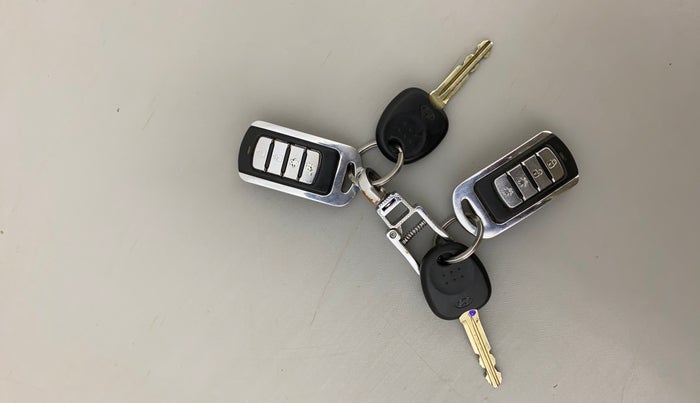 2018 Hyundai Elite i20 ERA 1.2, Petrol, Manual, 84,039 km, Key Close Up