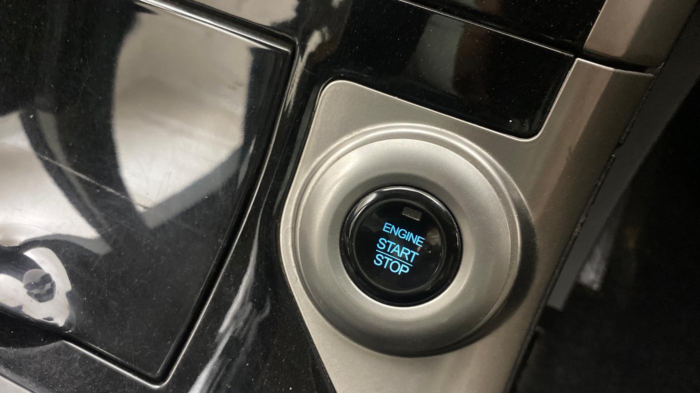 2018 Mahindra XUV500 W11 AT, Diesel, Automatic, 98,663 km, Keyless Start/ Stop Button