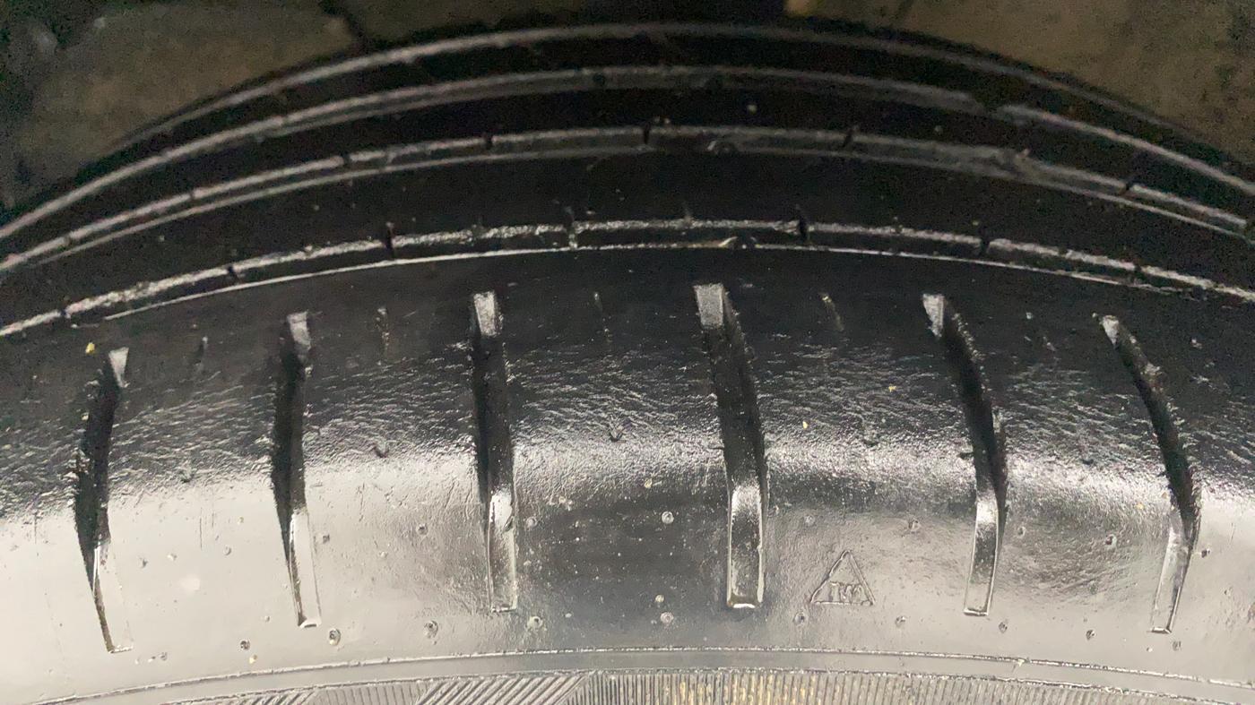 2019 Maruti Baleno ZETA 1.2 K12, Petrol, Manual, 49,608 km, Left Front Tyre Tread