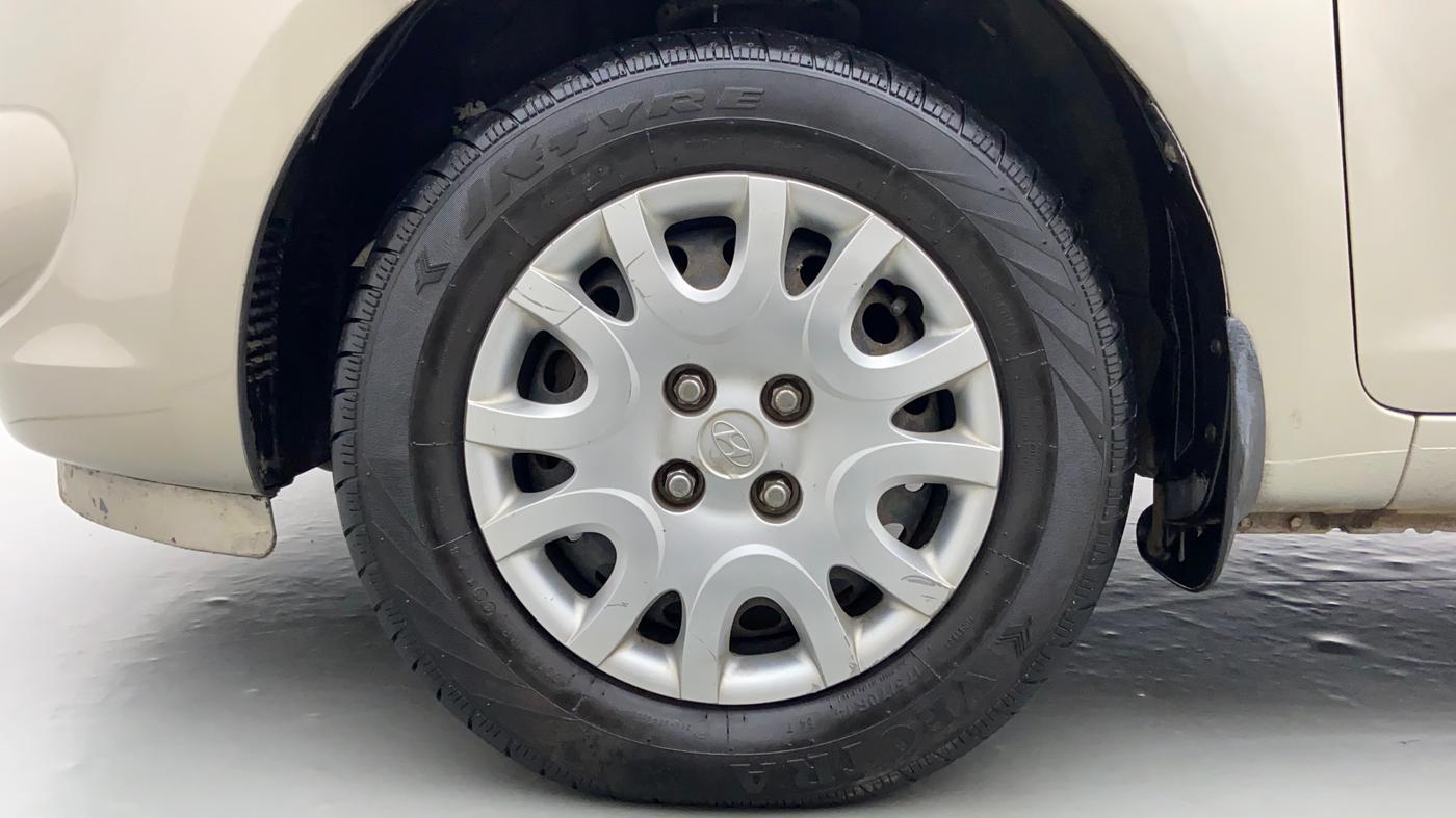 2009 Hyundai i20 MAGNA 1.2 VTVT, Petrol, Manual, 23,604 km, Left Front Wheel
