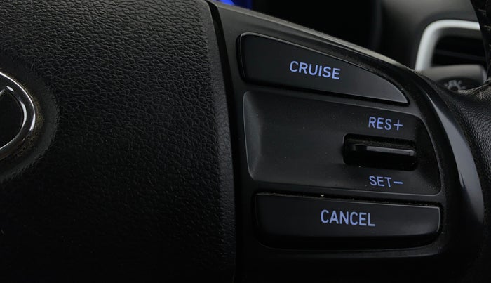 2020 Hyundai VENUE SX 1.0 TURBO, Petrol, Manual, 39,182 km, Adaptive Cruise Control