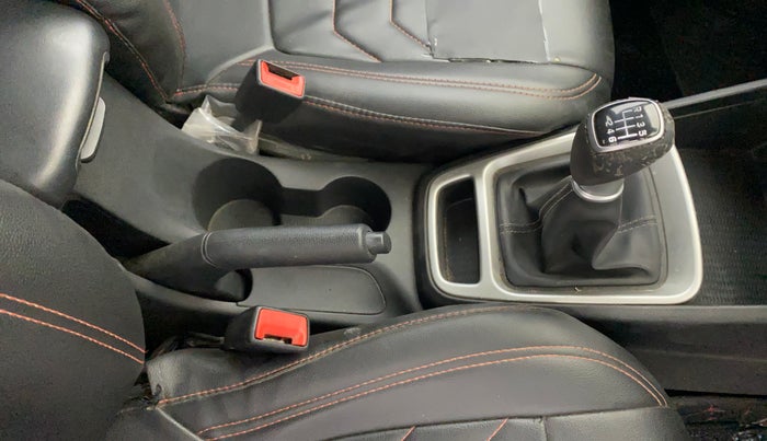 2020 Hyundai VENUE SX 1.0 TURBO, Petrol, Manual, 39,182 km, Gear Lever