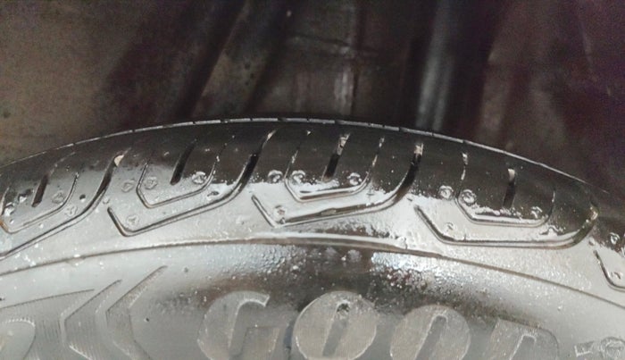 2017 Honda WR-V 1.5L I-DTEC S MT, Diesel, Manual, 88,809 km, Left Rear Tyre Tread
