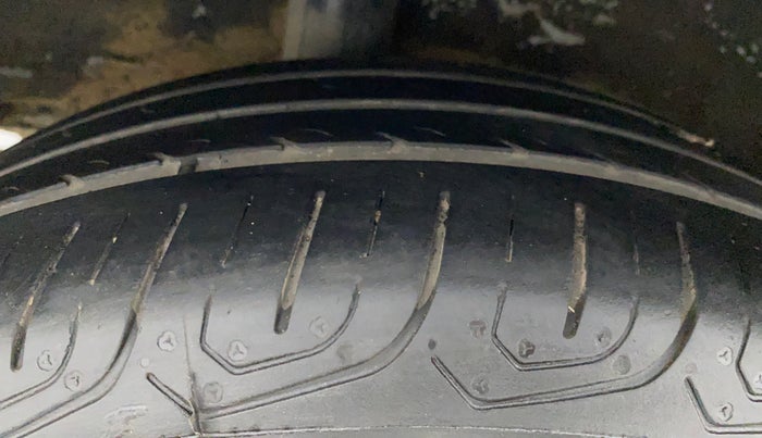 2018 Honda Amaze 1.2L I-VTEC V CVT, Petrol, Automatic, 50,867 km, Right Rear Tyre Tread