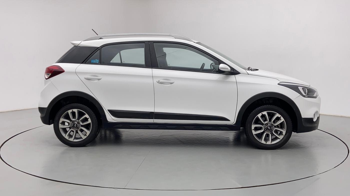 2016 Hyundai i20 Active 1.2 S, Petrol, Manual, 18,712 km, Right Side