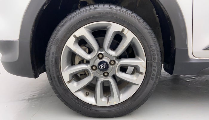 2016 Hyundai i20 Active 1.2 S, Petrol, Manual, 18,712 km, Left Front Wheel