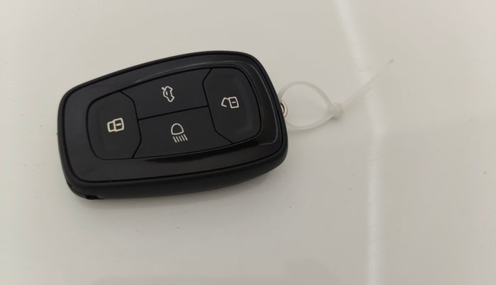 2022 Tata TIGOR XZ PLUS CNG, CNG, Manual, 56,307 km, Key Close Up