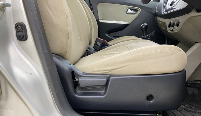 2016 Maruti Alto K10 VXI, Petrol, Manual, 79,743 km, Driver Side Adjustment Panel