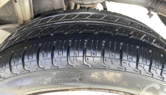 2016 Maruti Alto K10 VXI, Petrol, Manual, 79,743 km, Left Rear Tyre Tread