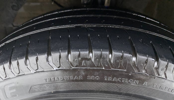 2020 Maruti Ertiga ZXI Plus SHVS, Petrol, Manual, 29,637 km, Left Front Tyre Tread