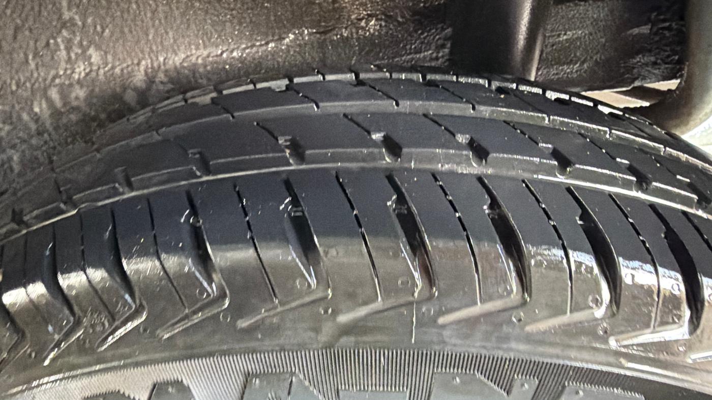 2024 Maruti Alto K10 LXI, Petrol, Manual, 25,924 km, Left Rear Tyre Tread