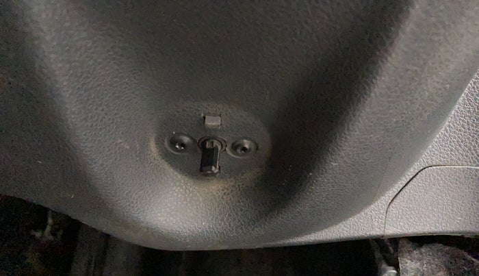 2016 Renault Kwid RXT 1.0 (O), Petrol, Manual, 42,460 km, Dashboard - Headlight height adjustment not working