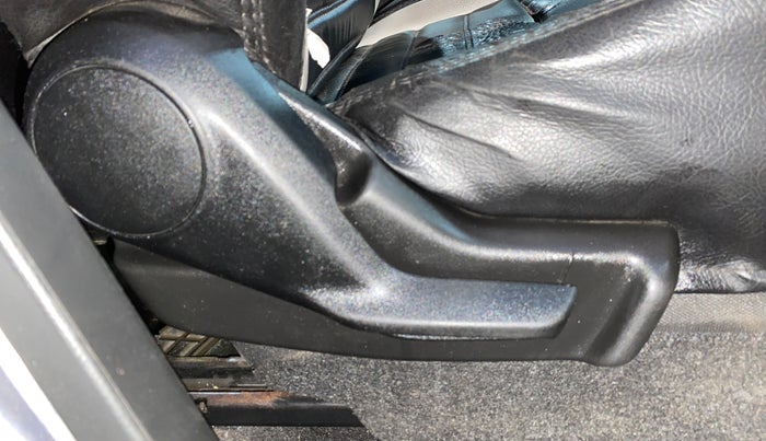 2021 Maruti IGNIS SIGMA 1.2, Petrol, Manual, 28,594 km, Driver Side Adjustment Panel