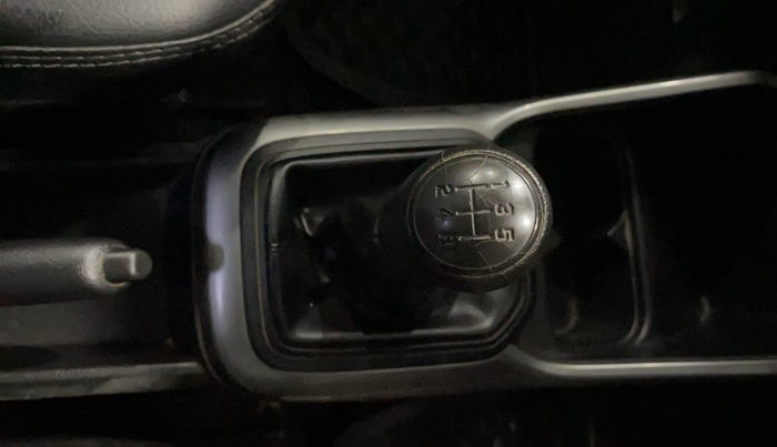 2021 Maruti IGNIS SIGMA 1.2, Petrol, Manual, 28,594 km, Gear Lever