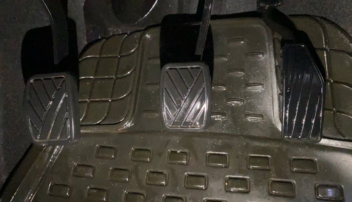 2021 Maruti IGNIS SIGMA 1.2, Petrol, Manual, 28,594 km, Pedals