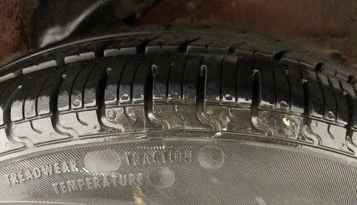 2010 Hyundai i10 ERA 1.1, Petrol, Manual, 61,063 km, Left Rear Tyre Tread
