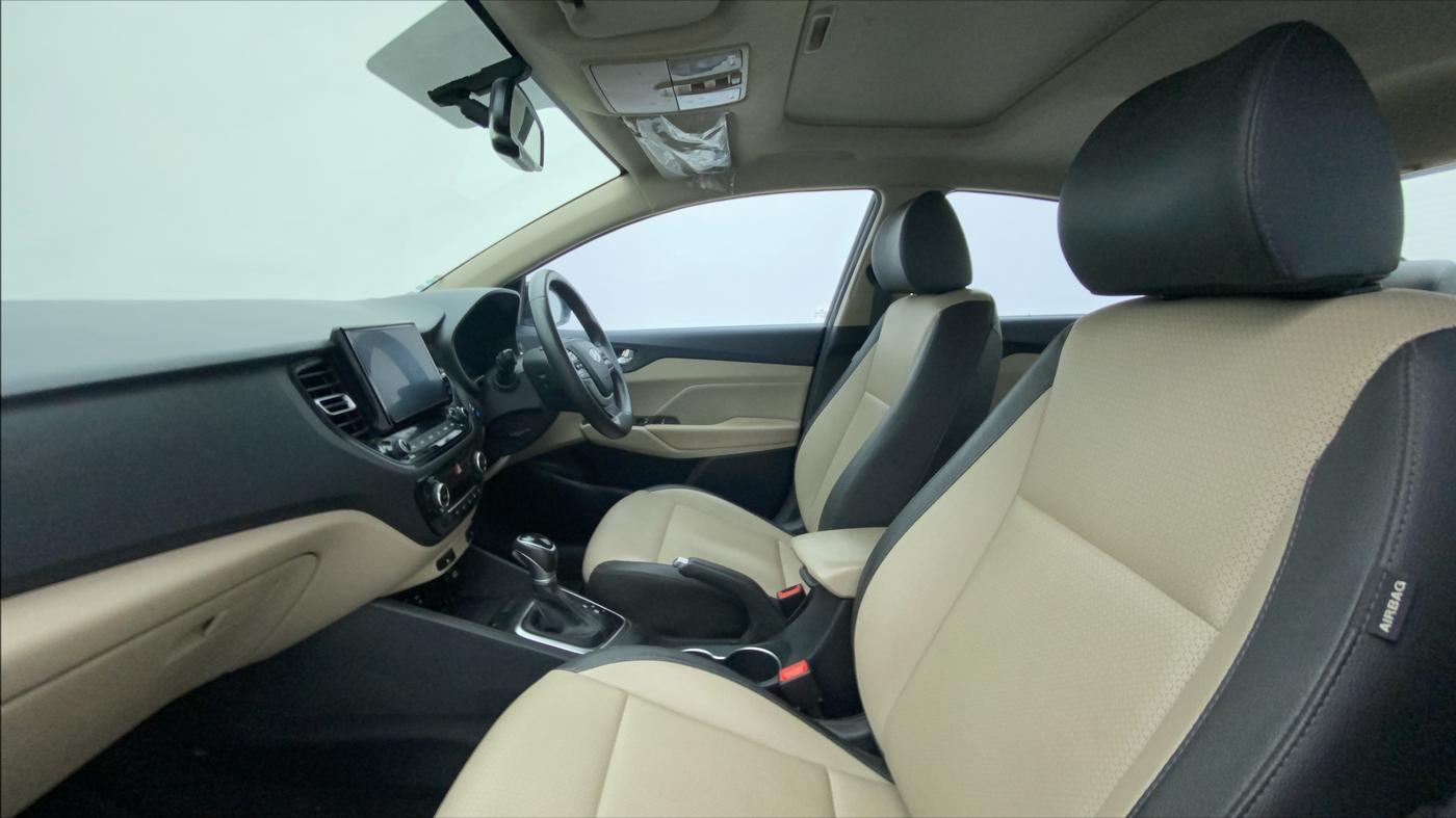 2021 Hyundai Verna SX (O) 1.5 CRDI AT, Diesel, Automatic, 52,200 km, Right Side Front Door Cabin